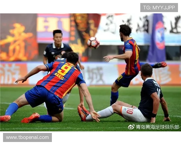 四川全兴与青岛的激战回顾：精彩瞬间与战术分析全记录