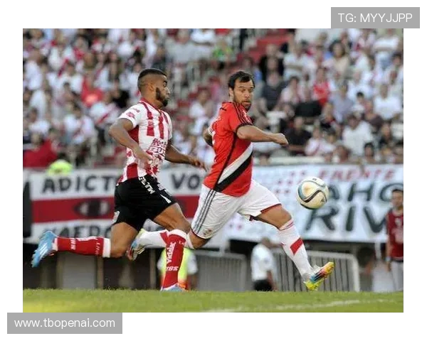 圣菲联合对决萨斯菲精彩赛事分析与球队状态深度解读